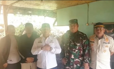 melaksanakan-monitoring-progres-penyelesaian-rumah-yang-terdampak-longsor-di-kp-cisurili